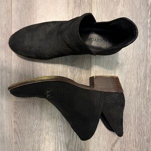 Lucky brand size 7.5 booties
